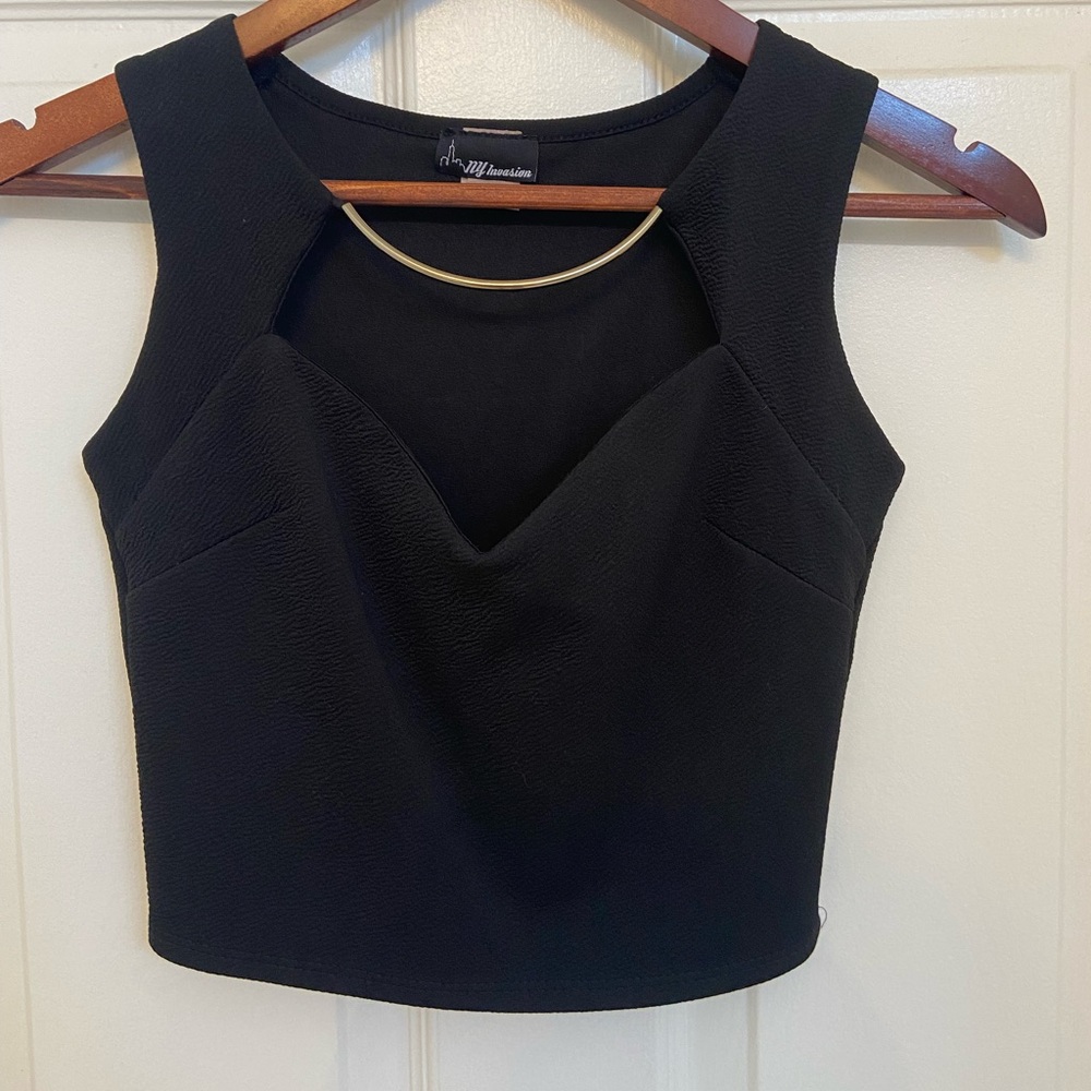 Adorable black crop top